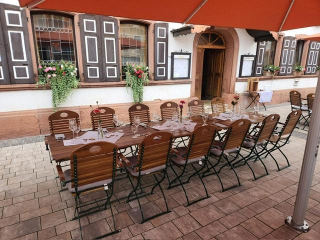 Hotel Zum Goldenen Ochsen Maikammer Eksteriør billede