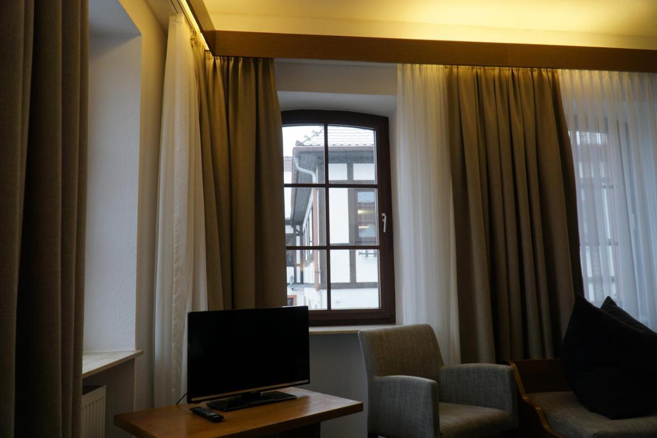 Hotel Zum Goldenen Ochsen Maikammer Eksteriør billede